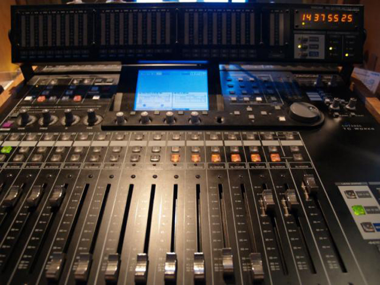 DJ and Music 3